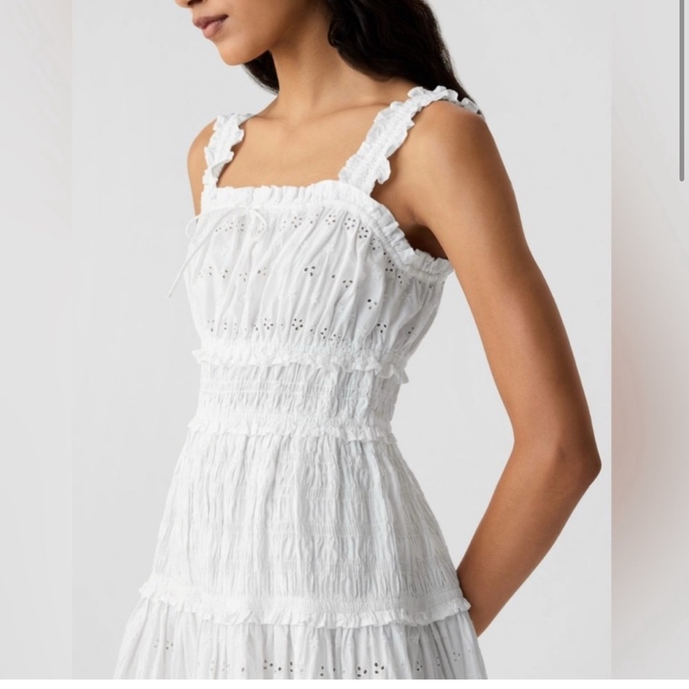 Gap × DÔEN Eyelet Midi Dress